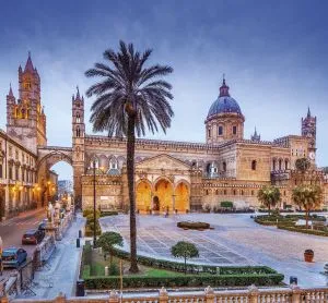 Catedral de Palermo en Sicilia, circuito turístico organizado con Traveland